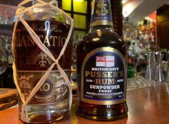 Rumová postupka: Plantation 20th Anniversary XO VS. Pusser's British Navy Rum